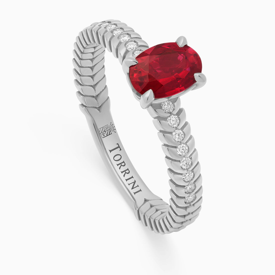 Platinum Ruby Ring – Alloro Griffe, Medium